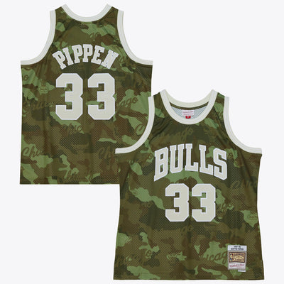 Chicago Bulls Mitchell & Ness Scottie Pippen 1997 Ghost Camo Swingman Jersey - Green