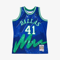 Dallas Mavericks Mitchell & Ness Dirk Nowitzki 1998 Hyper Hoops Swingman Jersey - Blue