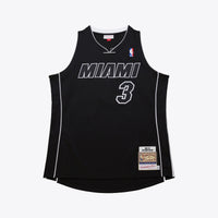 Miami Heat Mitchell & Ness Dwyane Wade 2011 Dark Alternate Authentic Jersey - Black